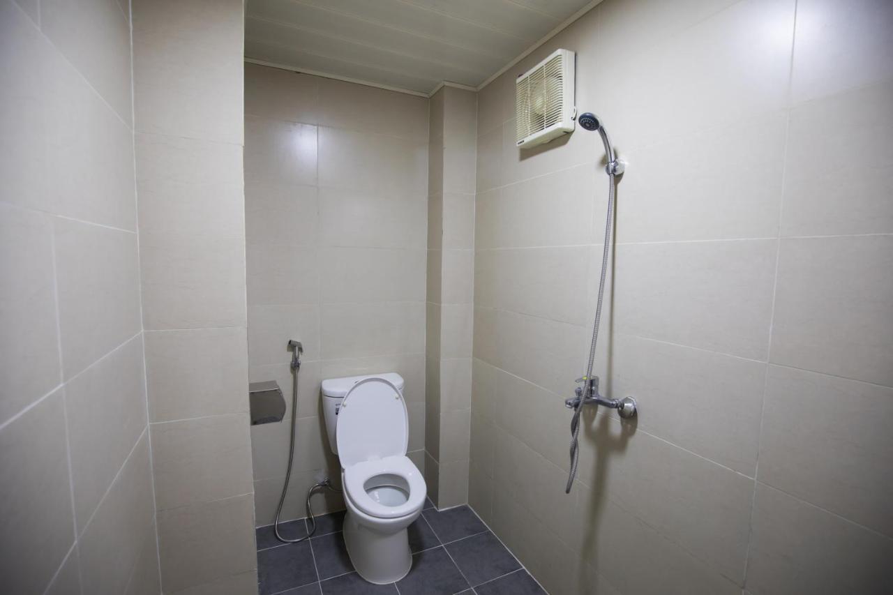 Trang Tien Hotel Hanoi Exterior photo